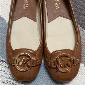 Michael Kors leather brown flats.